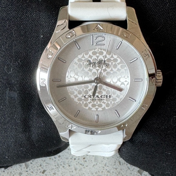 COACH WATCH - Picture 2 of 5